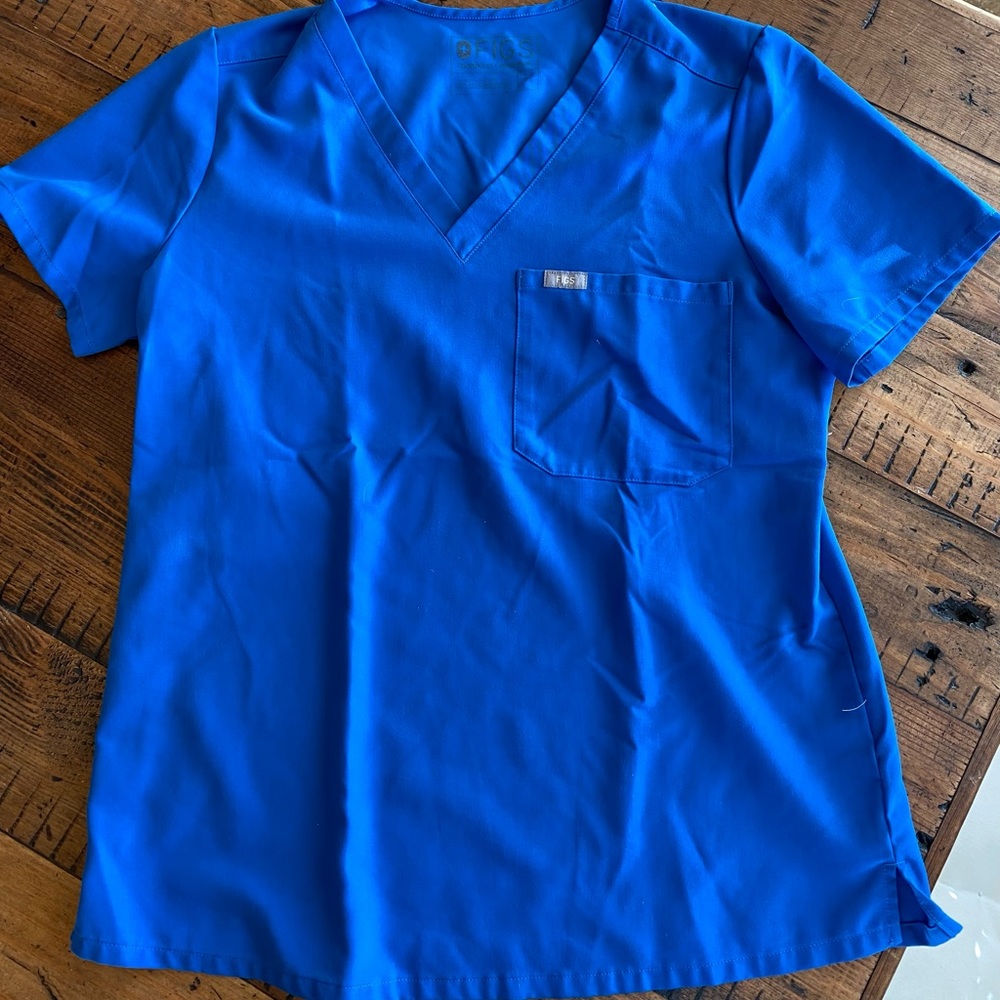 Figs Catarina One-Pocket Scrub Top- Royal Blue, Medium